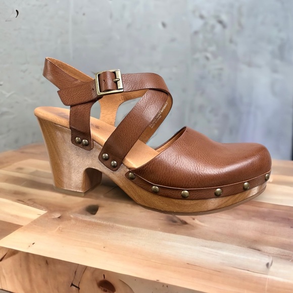 KorkEase Shoes Kork Ease Abloom Clog Strapped Leather Shoes Tan